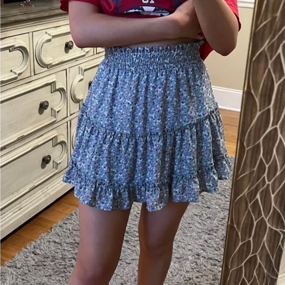 Boutique floral blue skirt